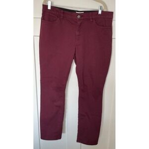 Liz Claiborne women's maroon‎ flat front straight leg pant size 16